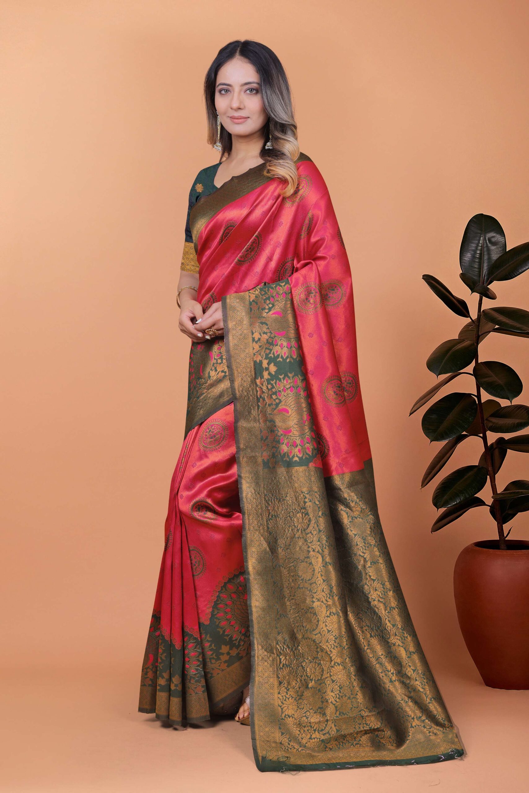 Royal Grace Banarasi Silk Saree with Floral & Peacock Zari Motifs ? Deep Rose Pink & Antique Gold with Green Border - Image 2