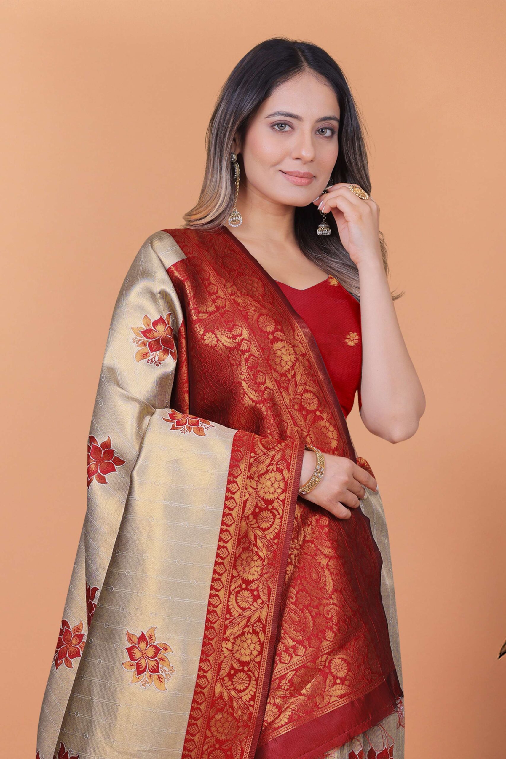 Royal Radiance Antique Gold & Maroon Banarasi Silk Saree with Zari Work | Wedding, Puja & Festive Occasion Wear - Image 4