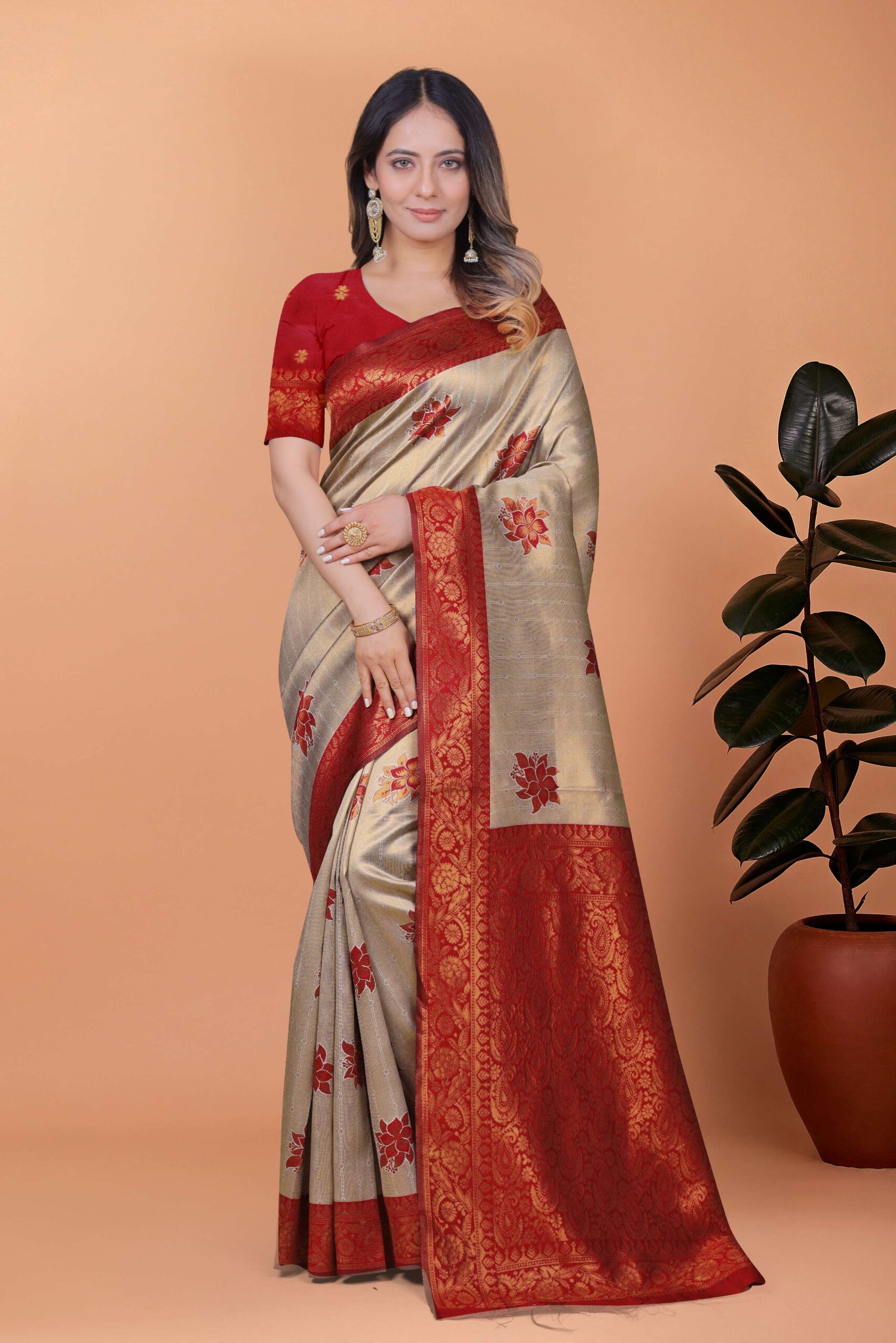 Royal Radiance Antique Gold & Maroon Banarasi Silk Saree with Zari Work | Wedding, Puja & Festive Occasion Wear - Image 5